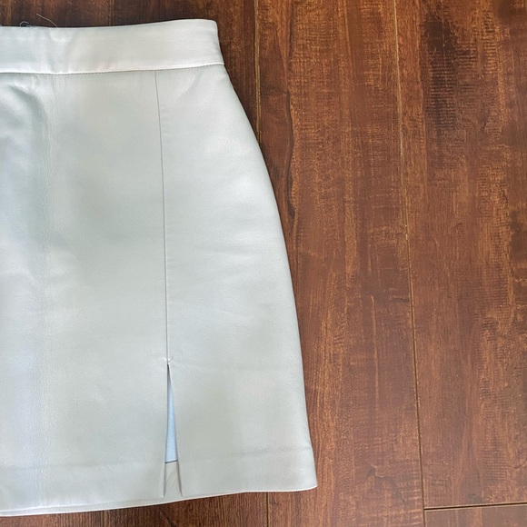 Aritzia Wilfred Patio Mini Skirt - Picture 3 of 4
